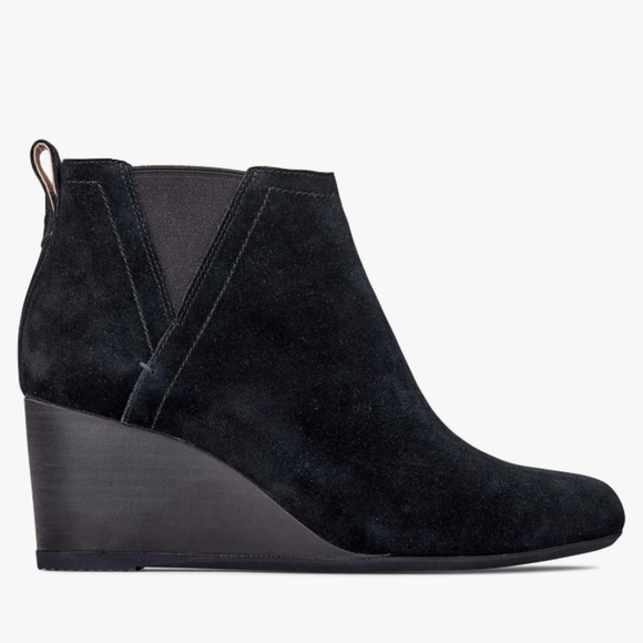 Vionic black suede PALOMA wedge booties size 8 leather low boots classic ankle - Picture 1 of 14